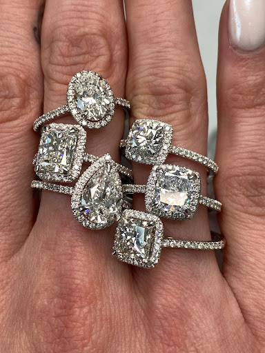 The Satéur Destinée Ring as a Non-Traditional Option for Perfect Engagement  Rings Austin - Satéur Official
