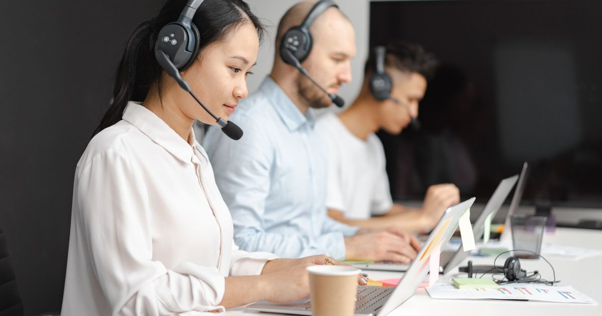 AI for customer service chatbot helping a support team